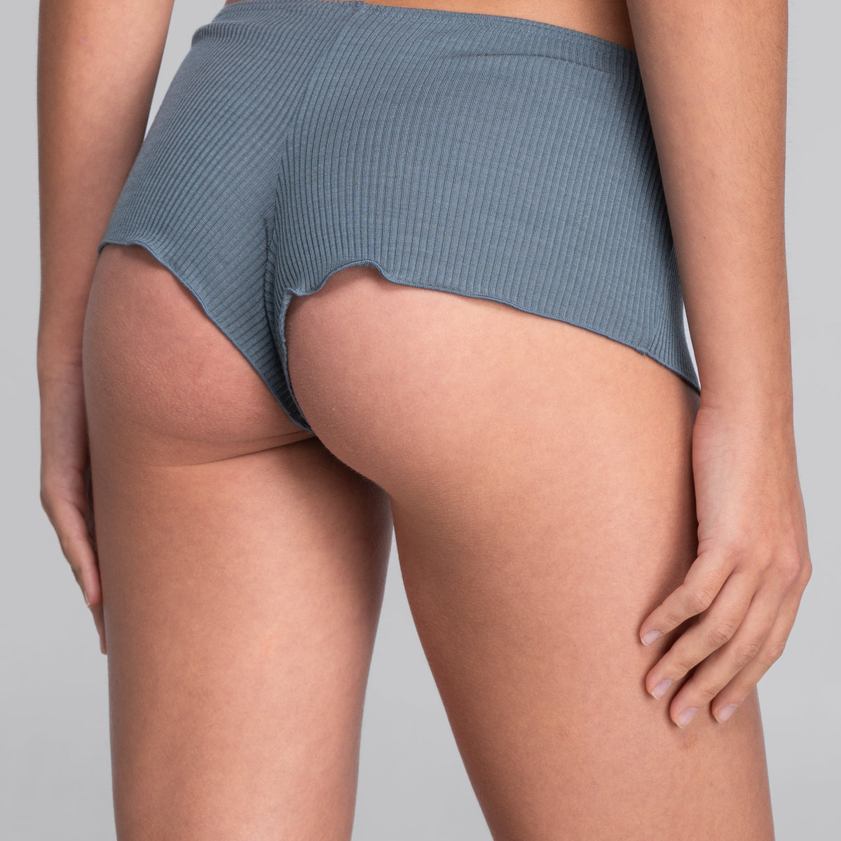 Sous-vêtement Volant T-Back En Soie D'émulation - Culotte Caleçon 1/4, Neuf Avec étiquettes