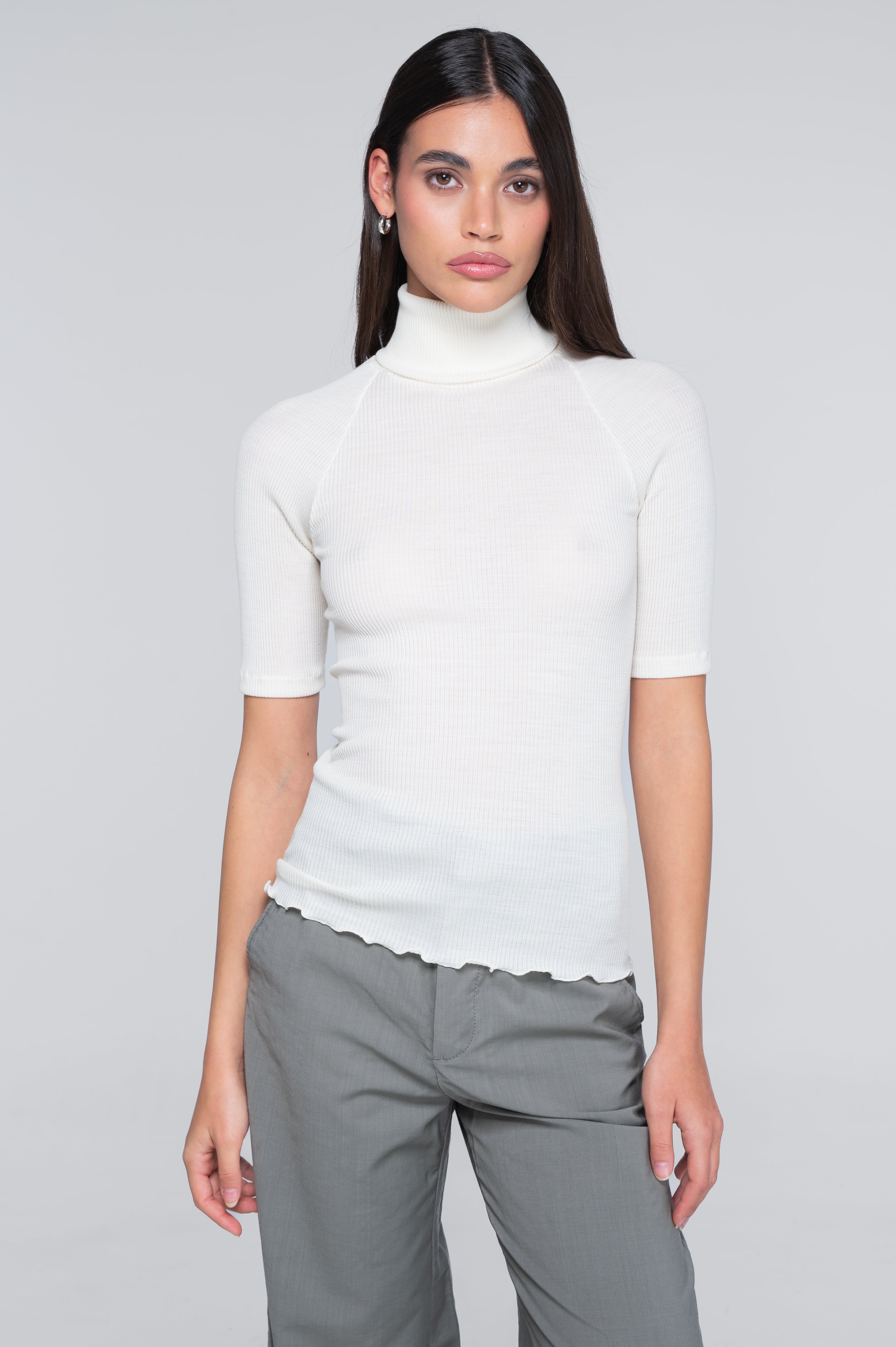 アプロンブ 25SS HALF-SLEEVES TURTLENECK Half sleeve turtleneck Wool & Silk 3445