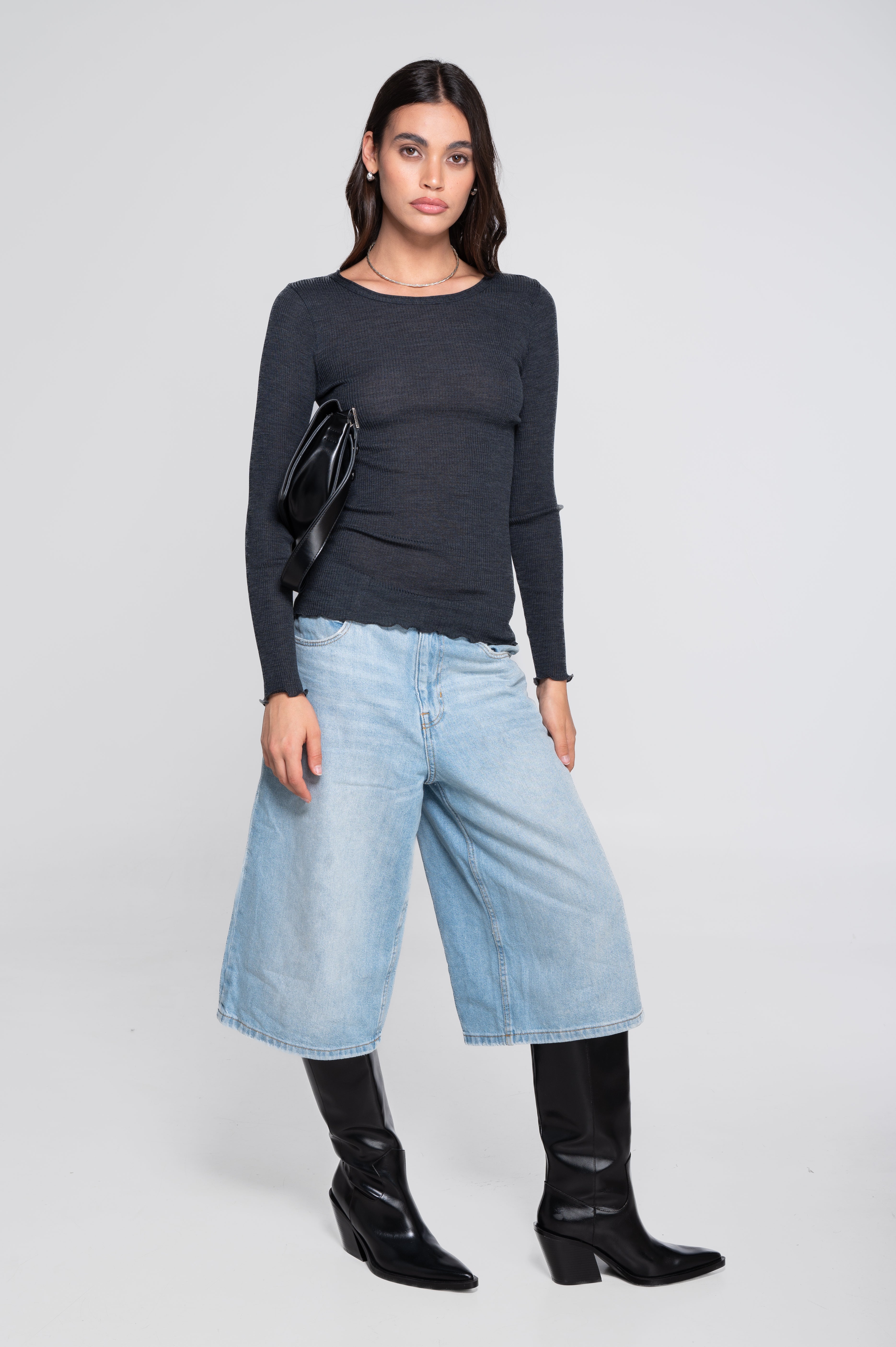 Haut à manches longues en laine et soie côtelée 3446R