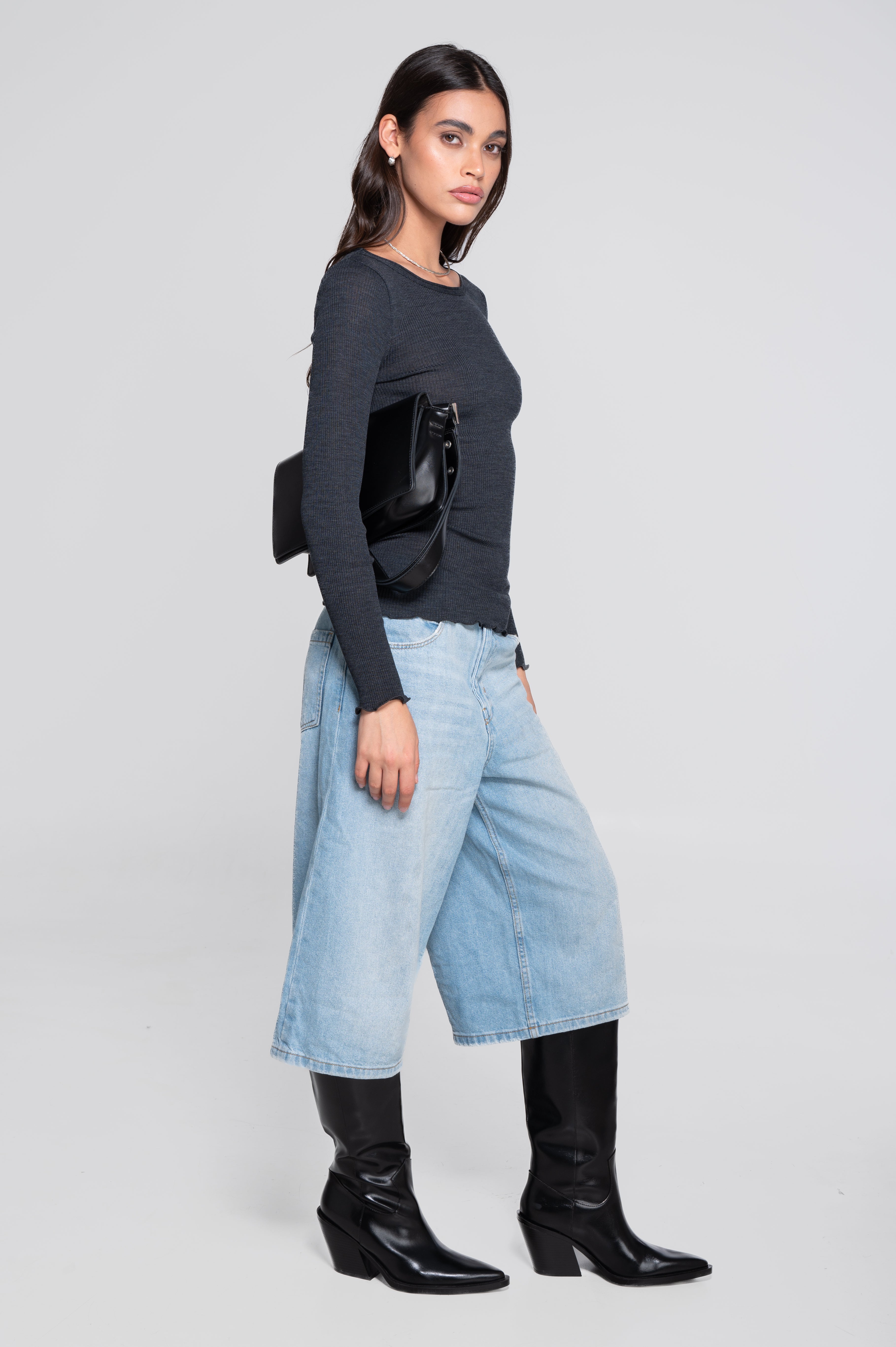 Haut à manches longues en laine et soie côtelée 3446R