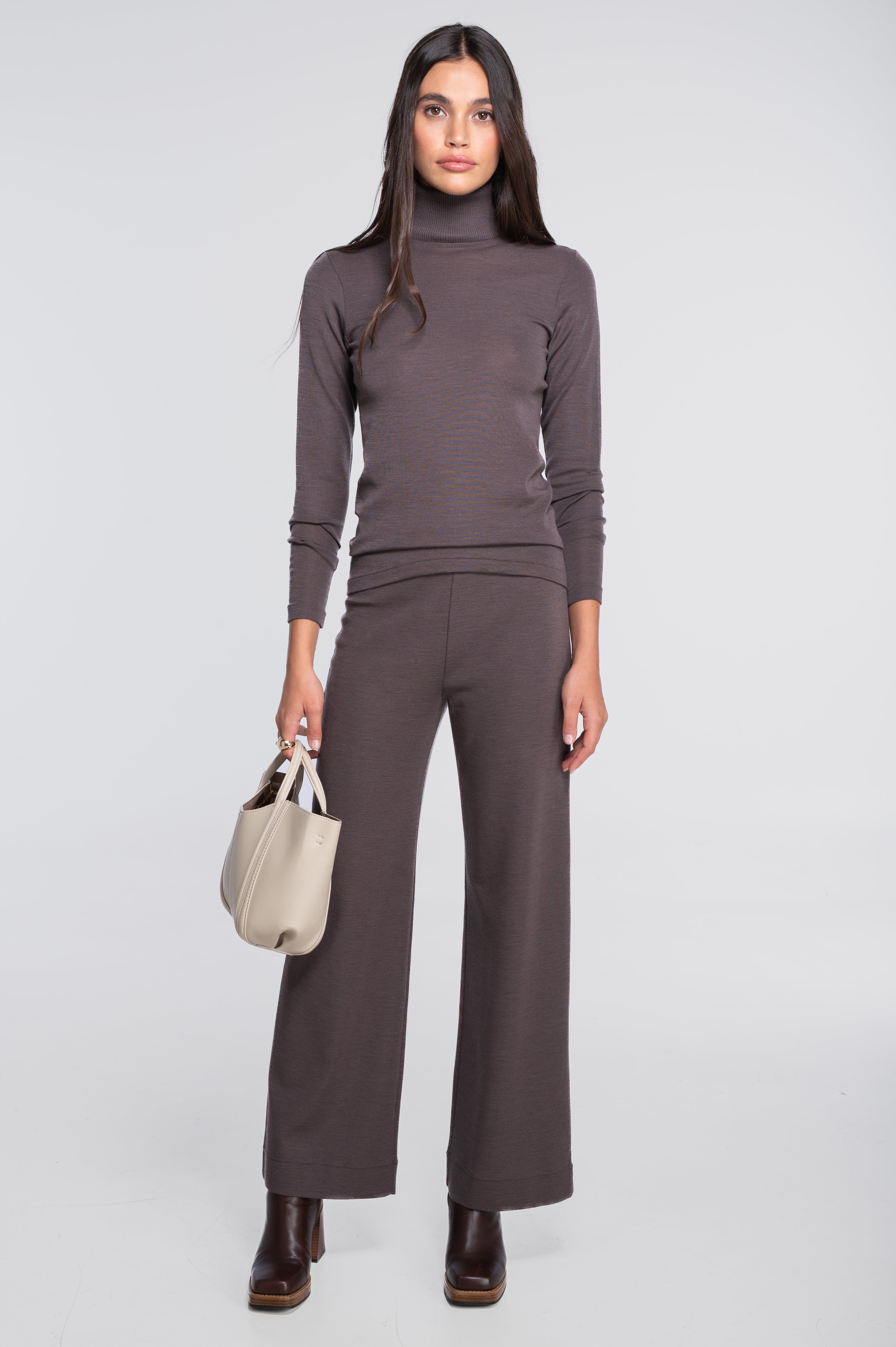 Wide-leg wool and silk trousers 5681