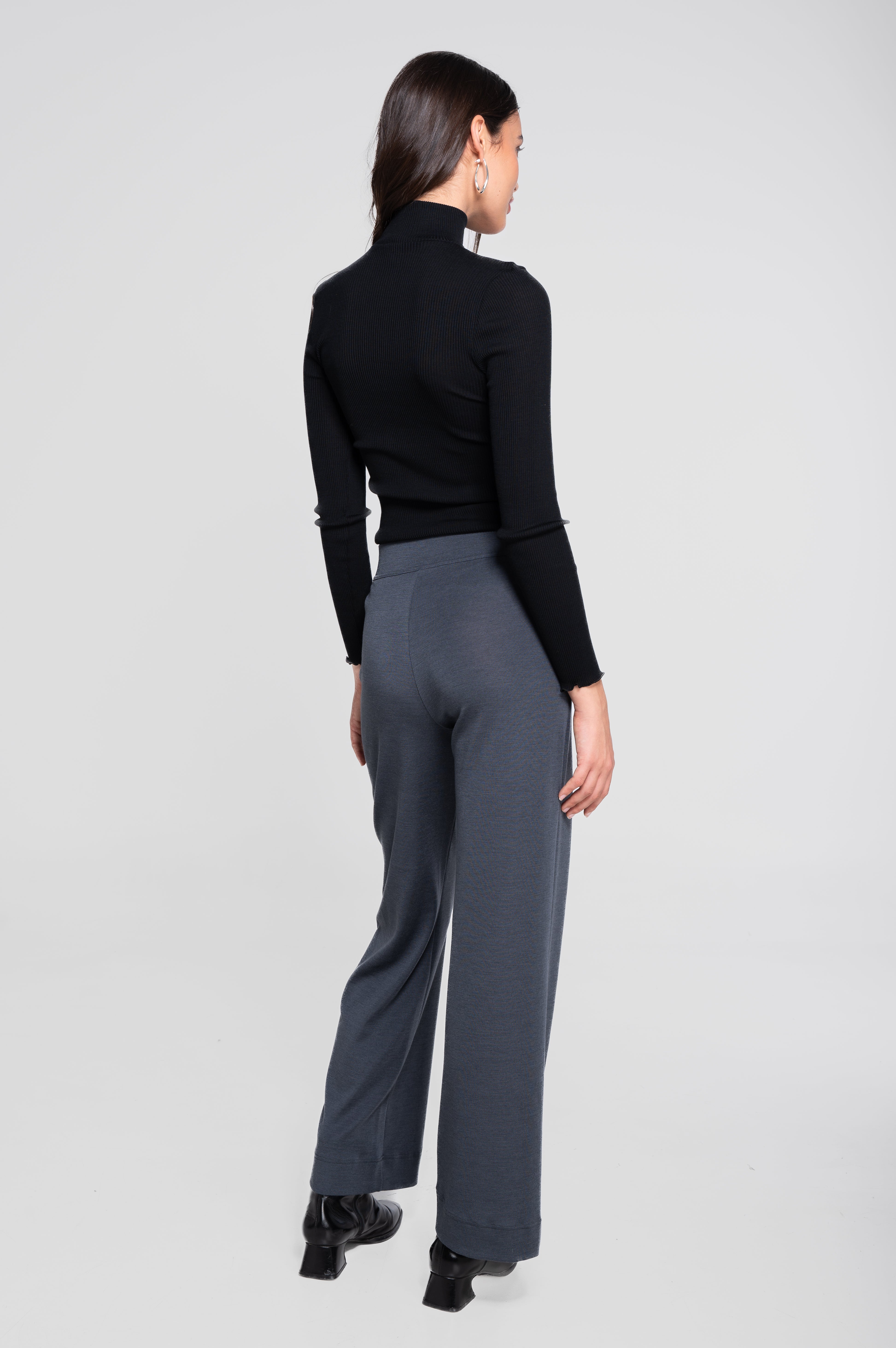 Pantalon en Laine et Soie 5681