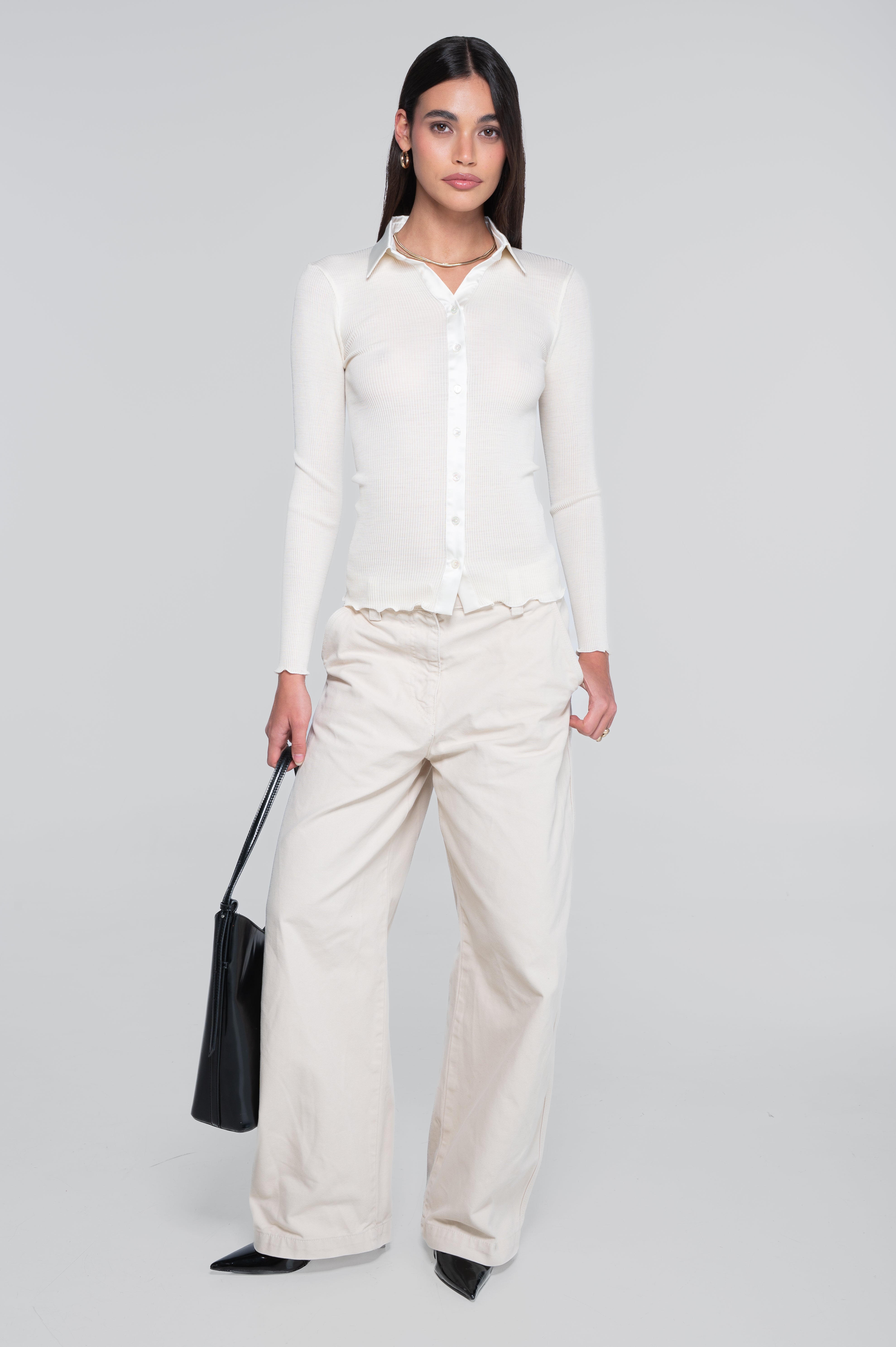 Chemise à manches longues en laine et soie avec ouverture en satin 6350