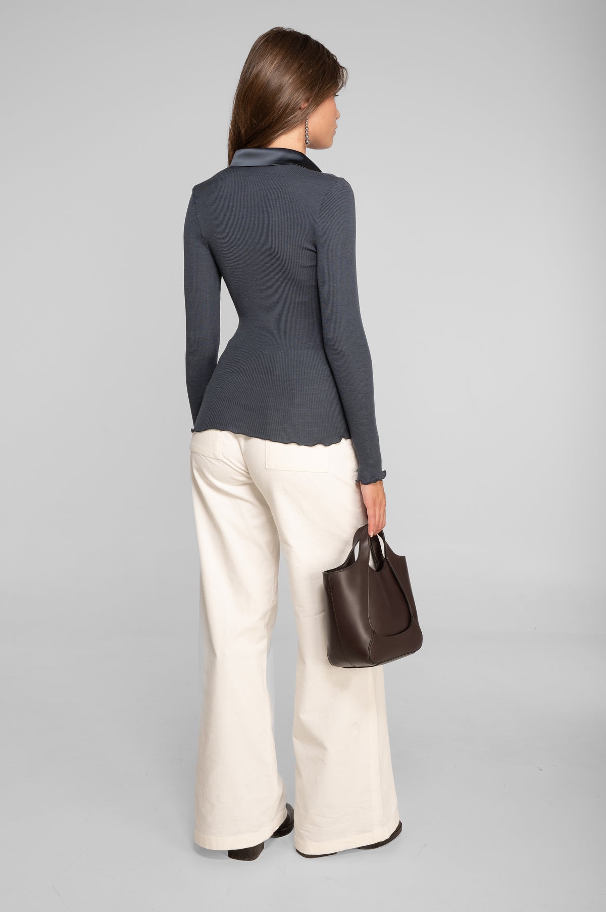 Wool and silk long sleeves shirt with satin details 6350