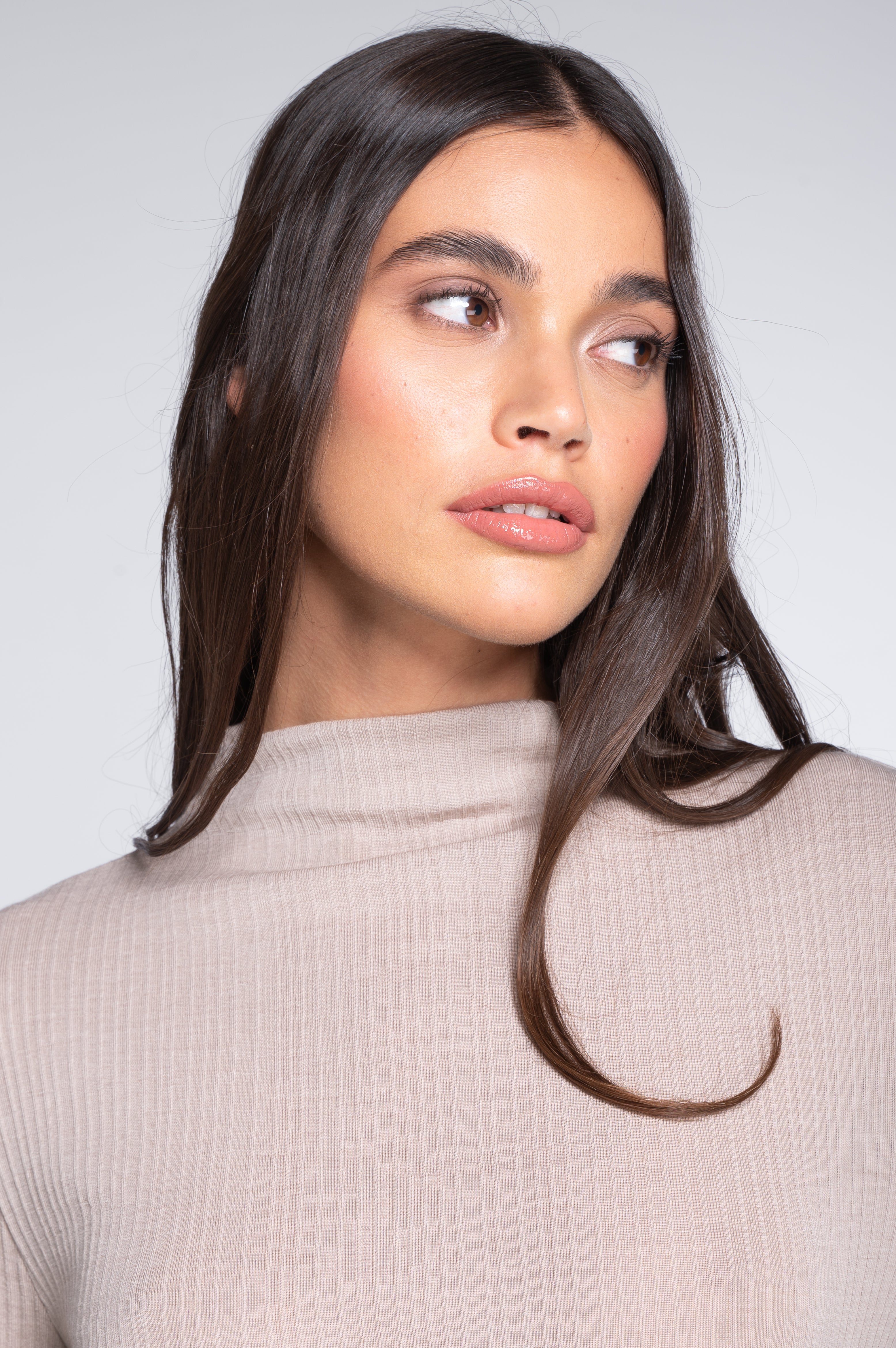 Haut à manches longues et col montant en laine et soie 7466