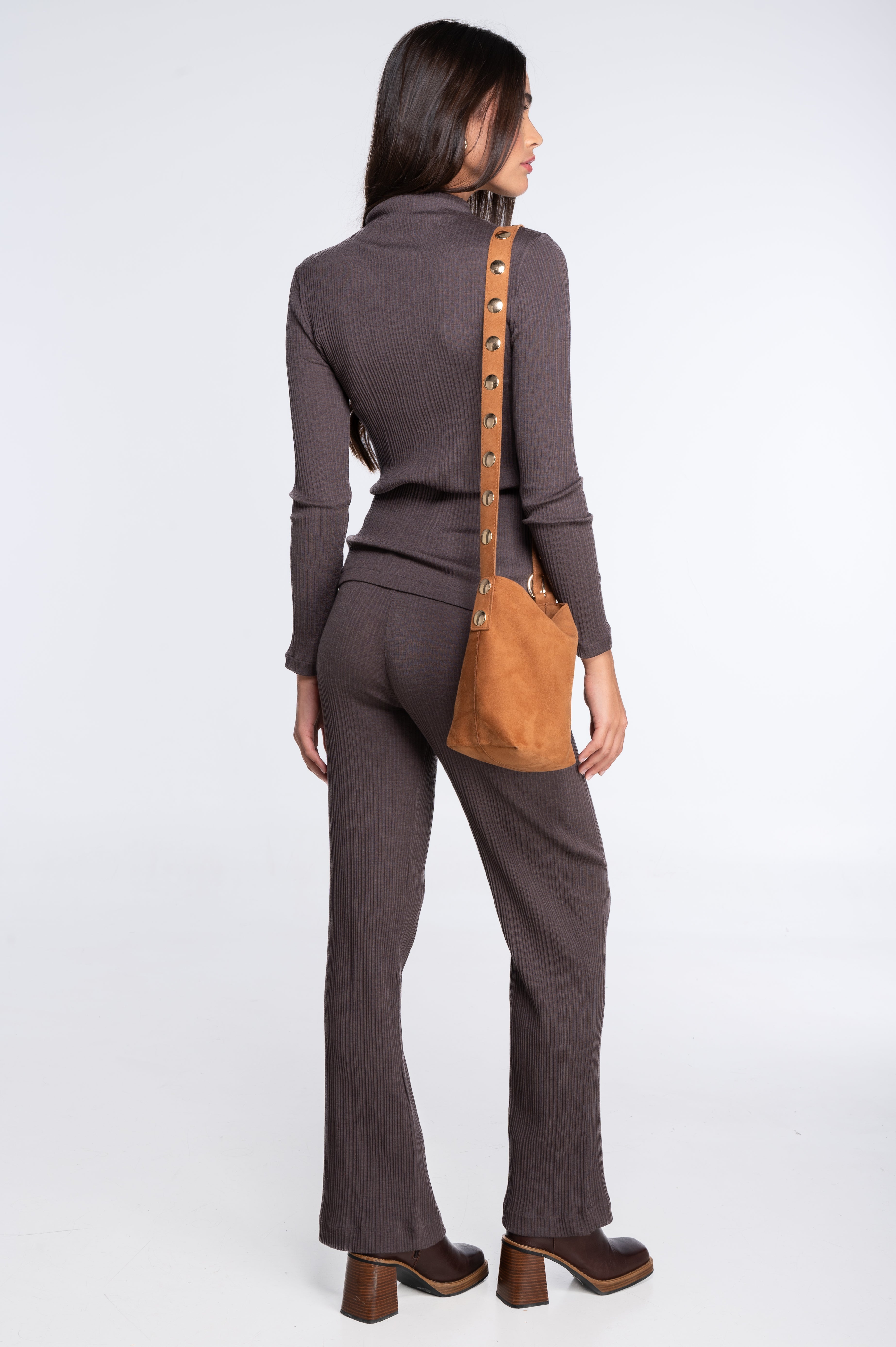 Haut à manches longues et col montant en laine et soie 7466