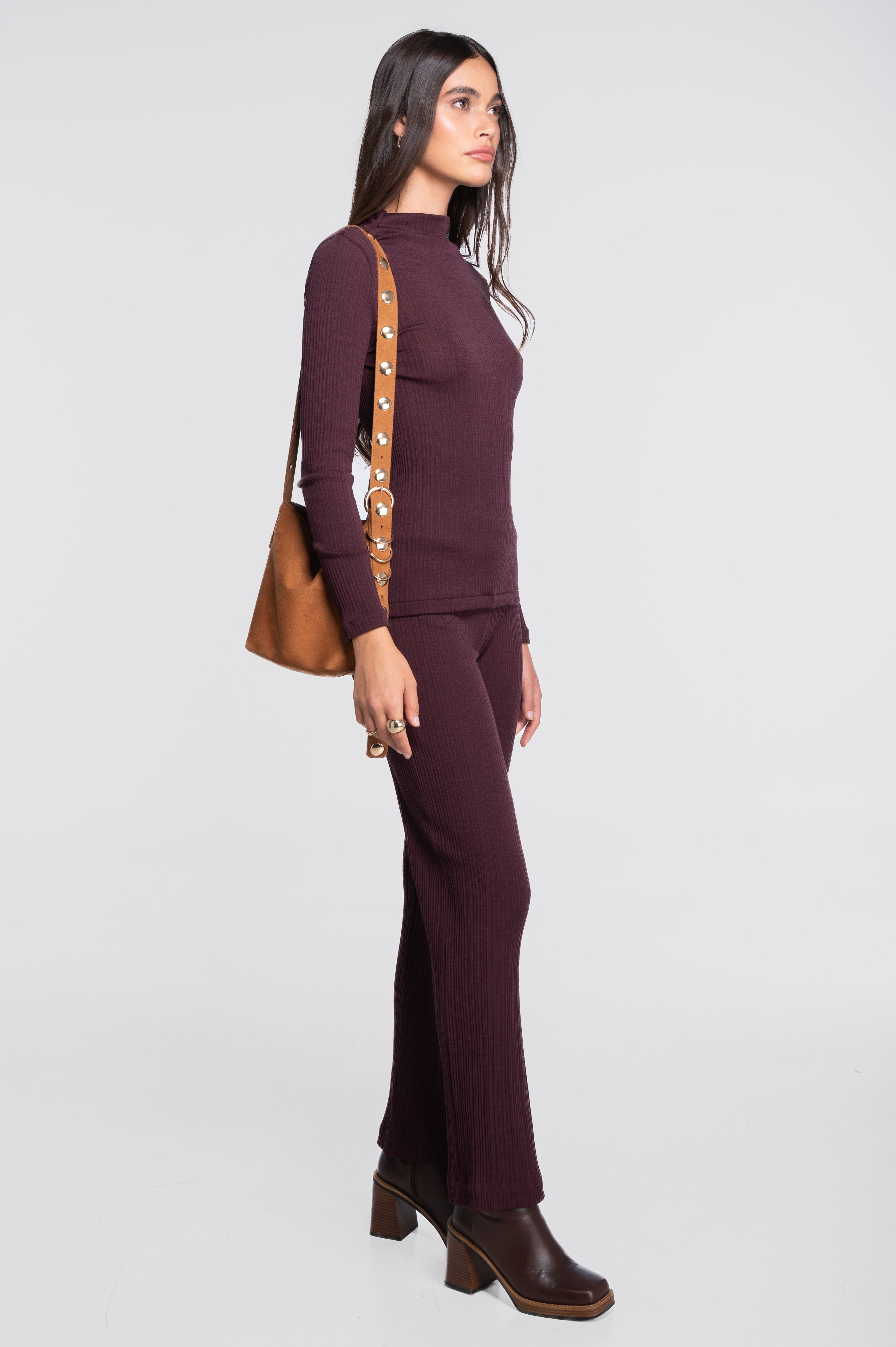 Haut à manches longues et col montant en laine et soie 7466