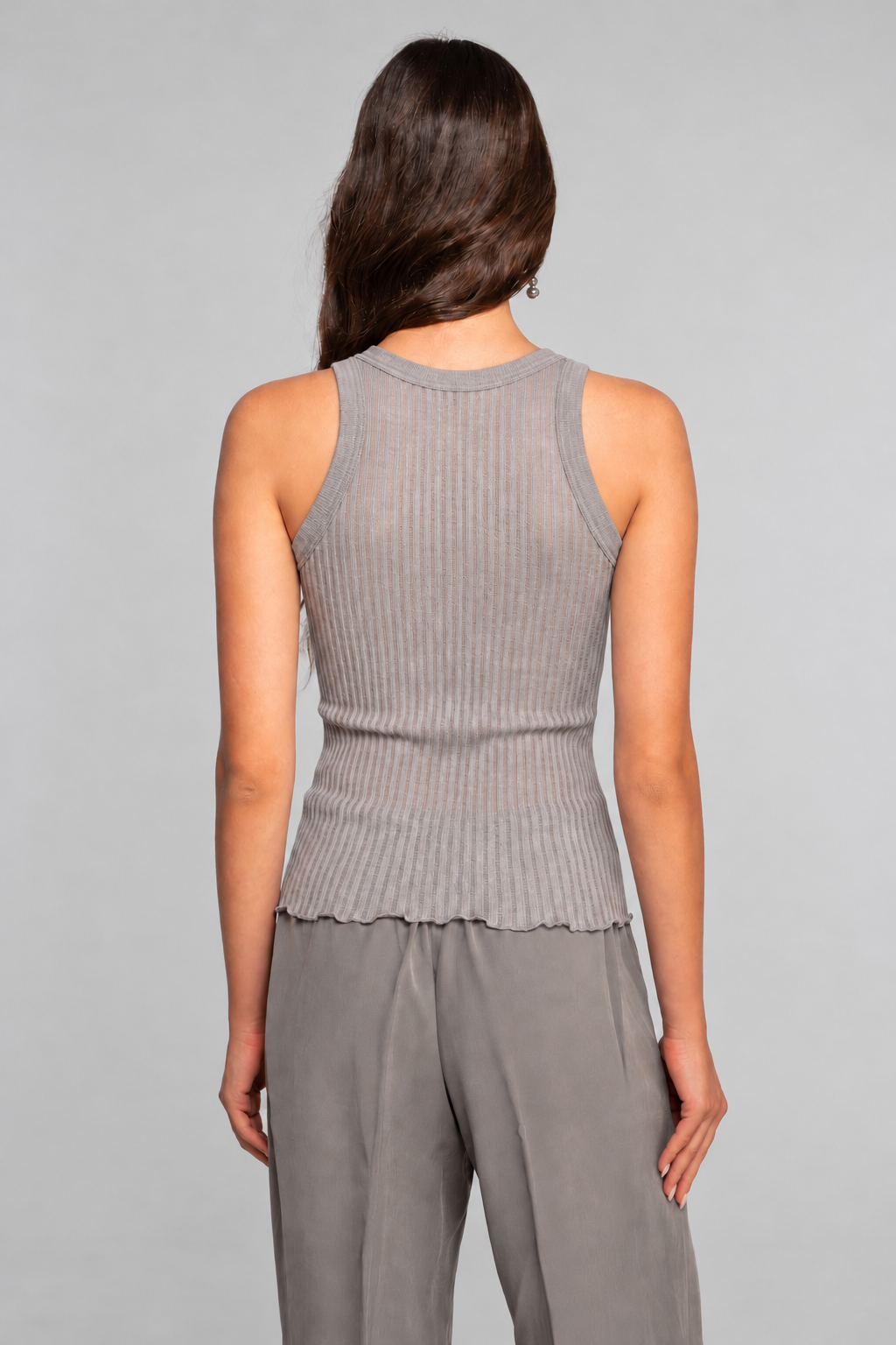 Haut sans manches à encolure américaine en laine et soie ajourée 7490