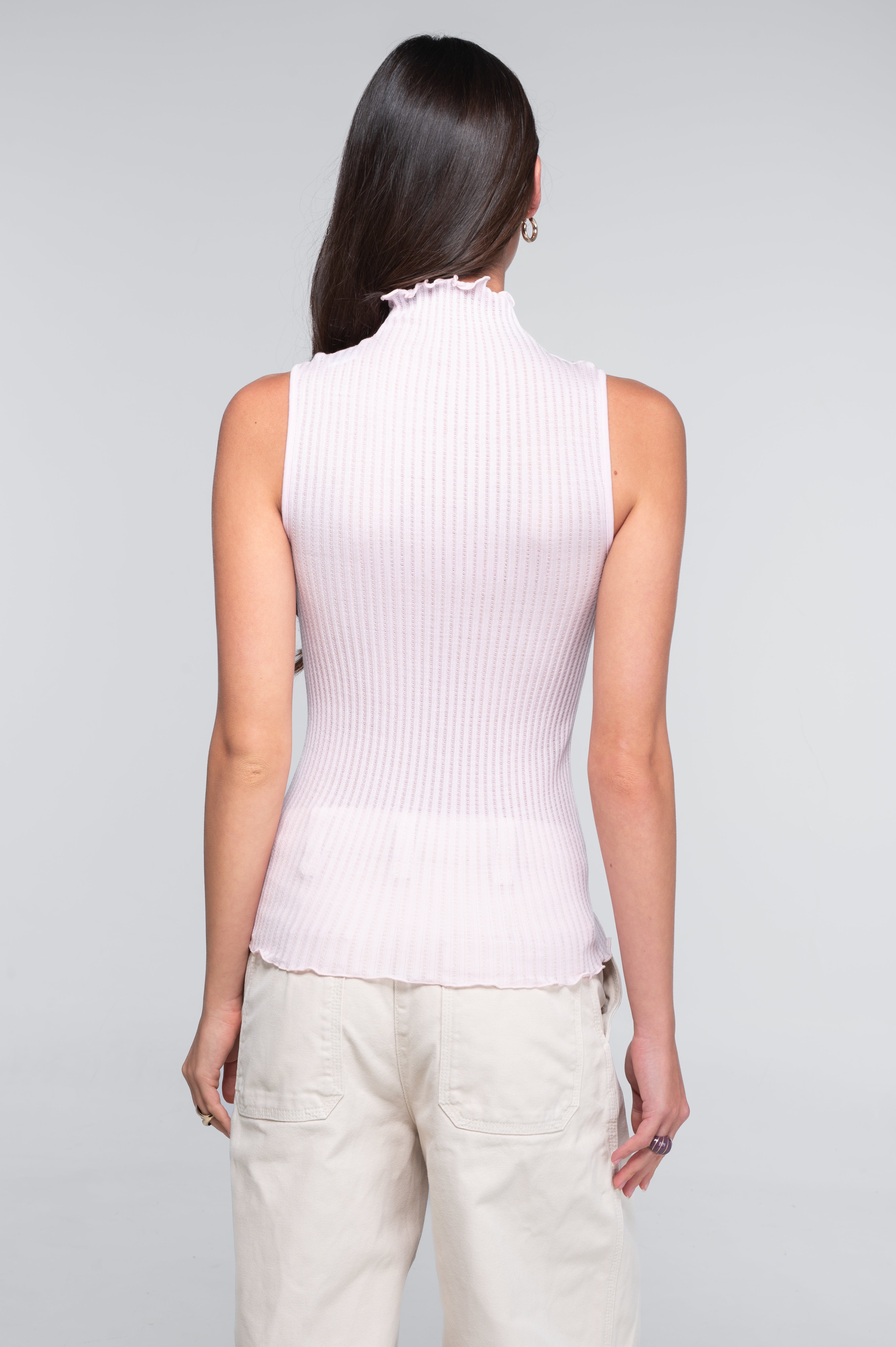 Sleeveless mock neck top in ajouré wool and silk 7492