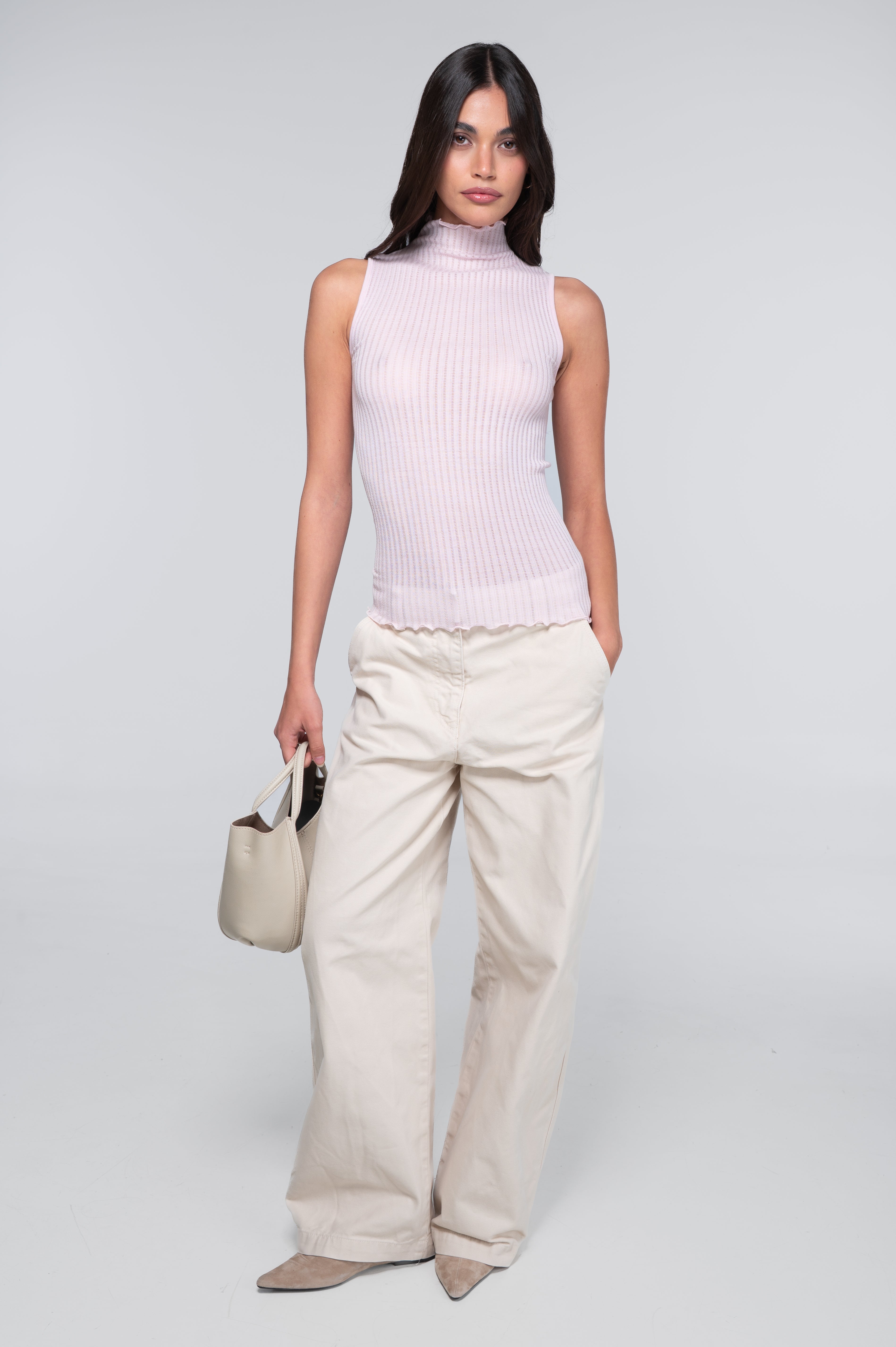 Sleeveless mock neck top in ajouré wool and silk 7492