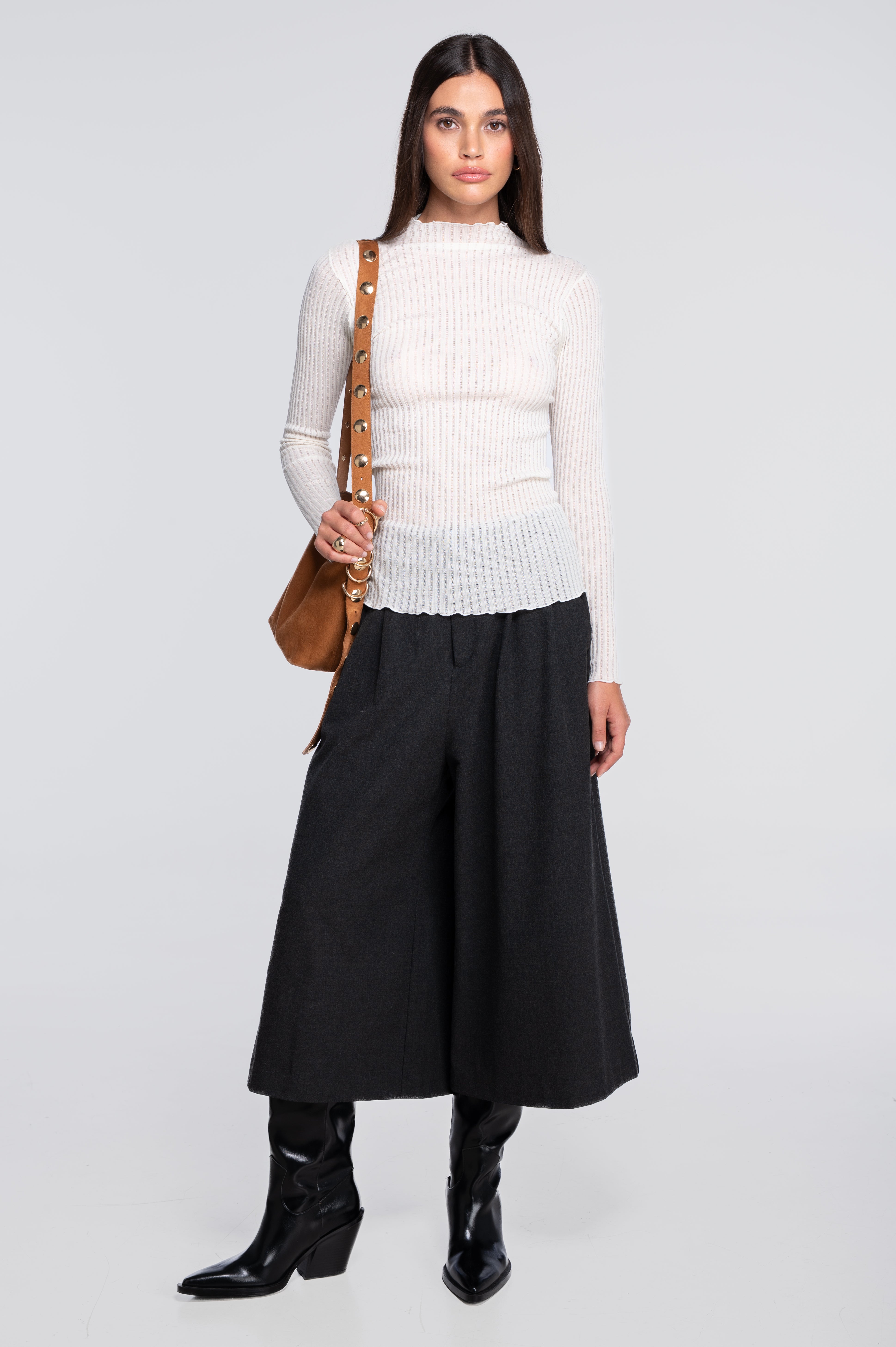 Haut à manches longues et col montant en laine et soie ajourée 7494