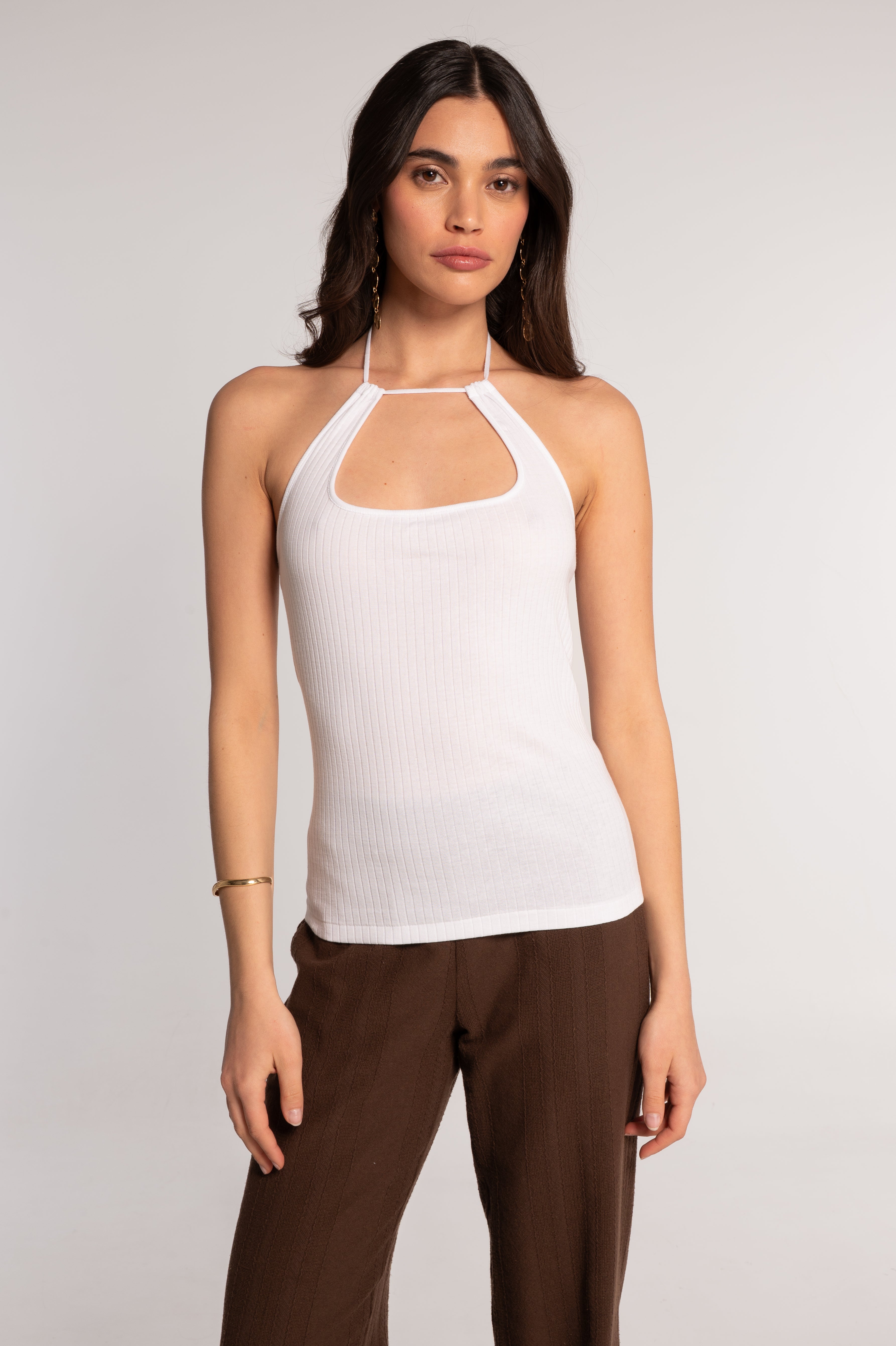 Cotton top with a keyhole detail 7563