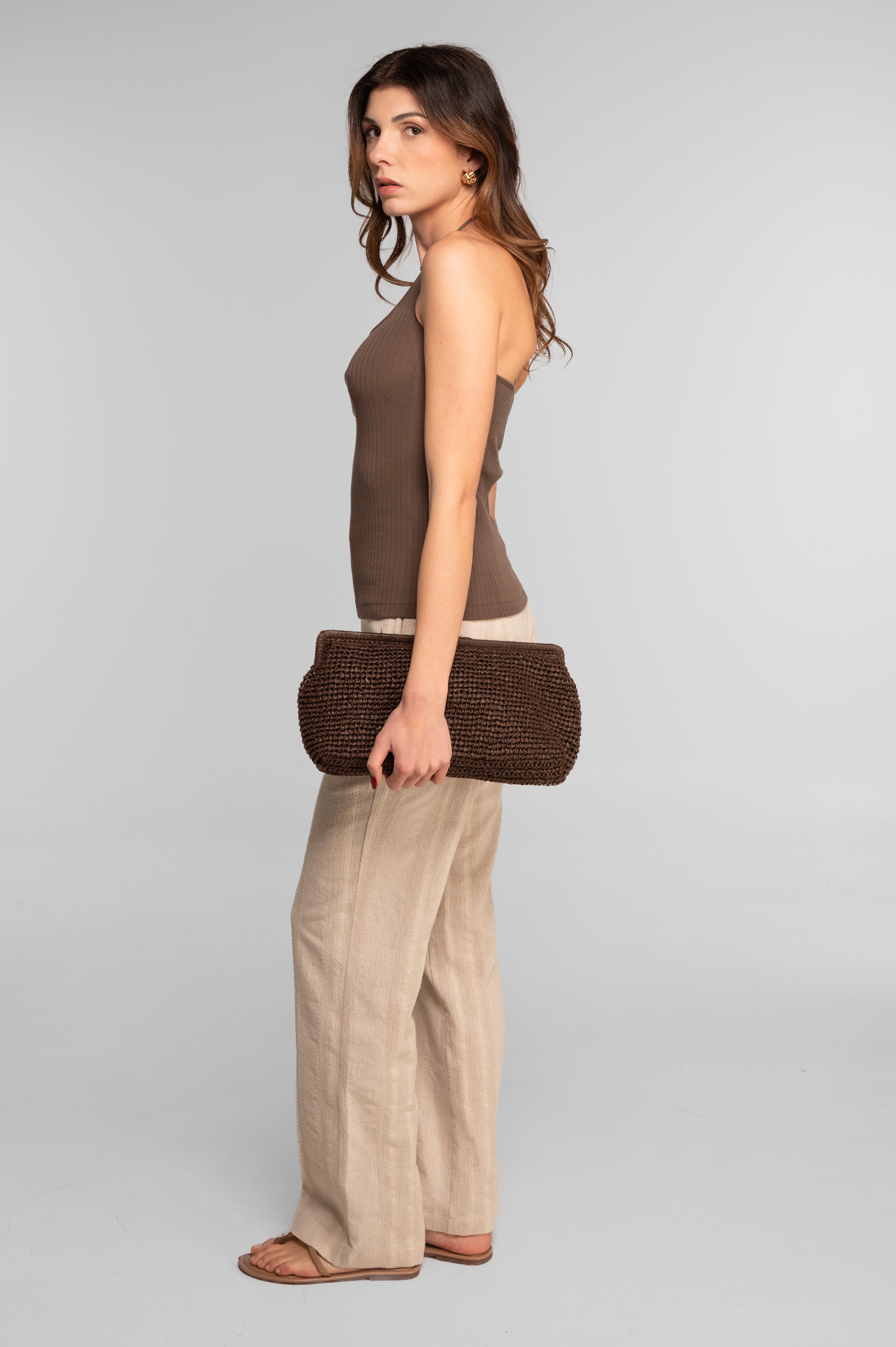 Cotton top with a keyhole detail 7563