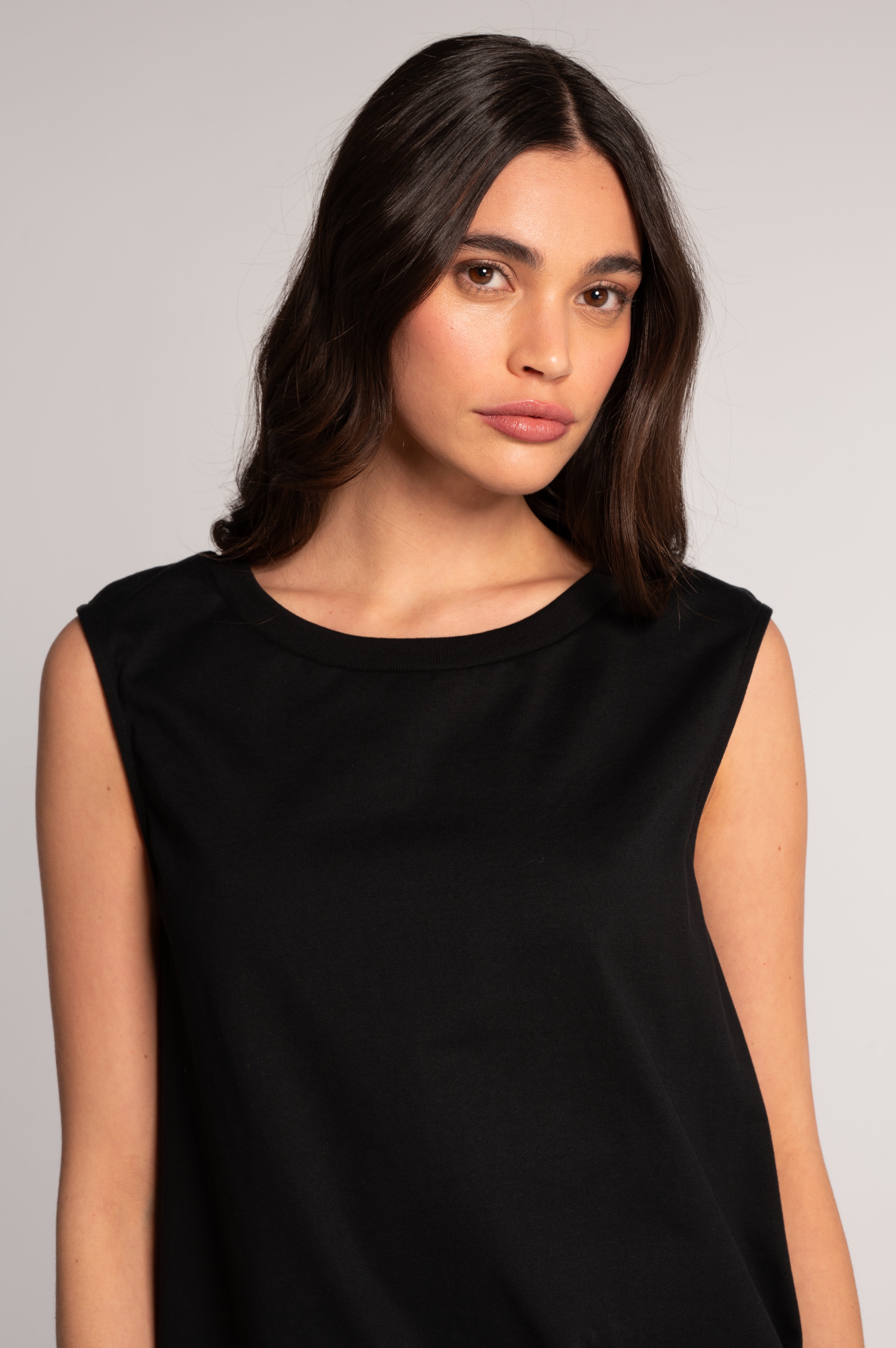 Sleeveless flared top in heavyweight jersey cotton 7572