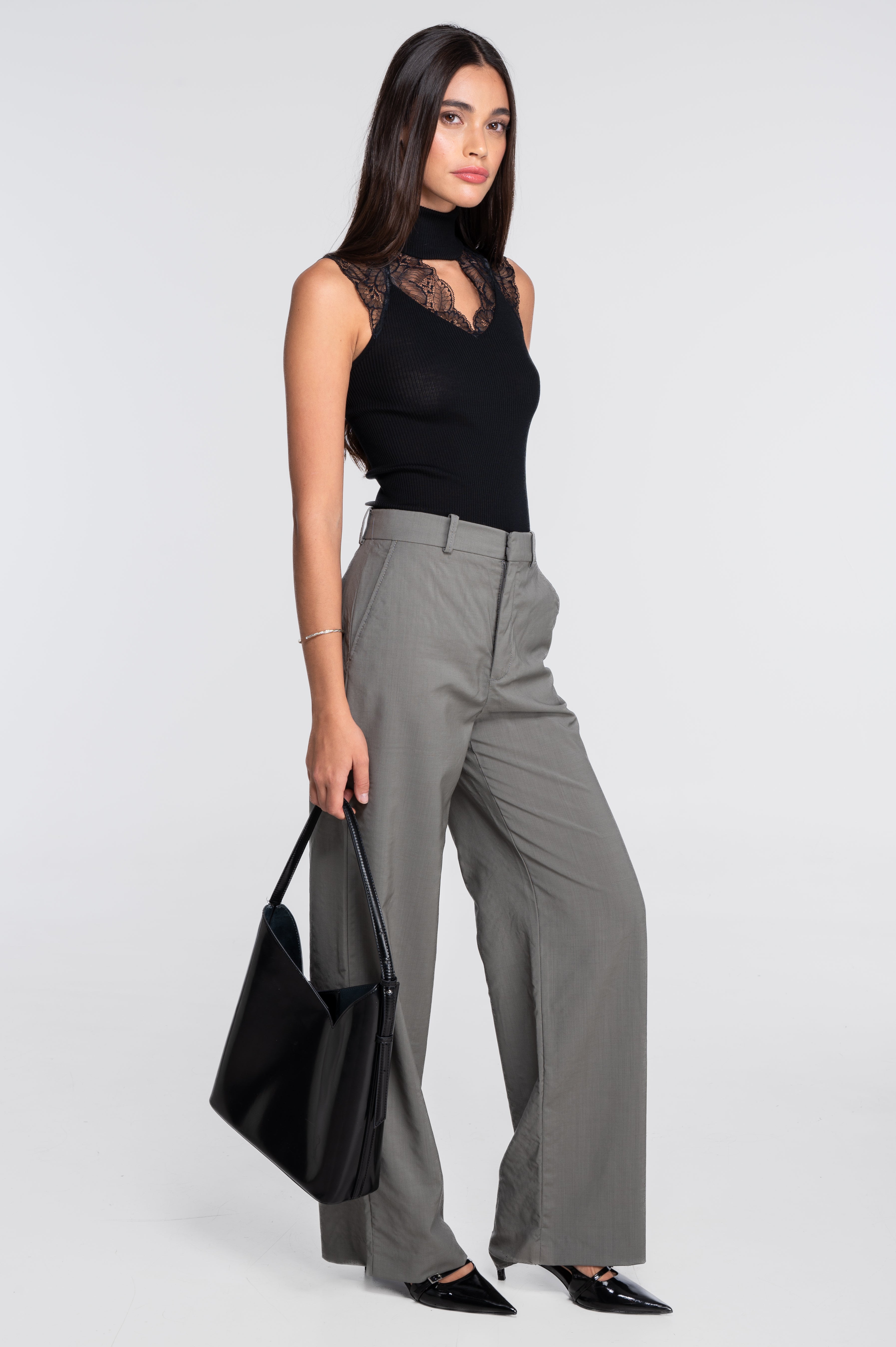 Wool and silk sleeveless mock neck top with Leavers lace 7611