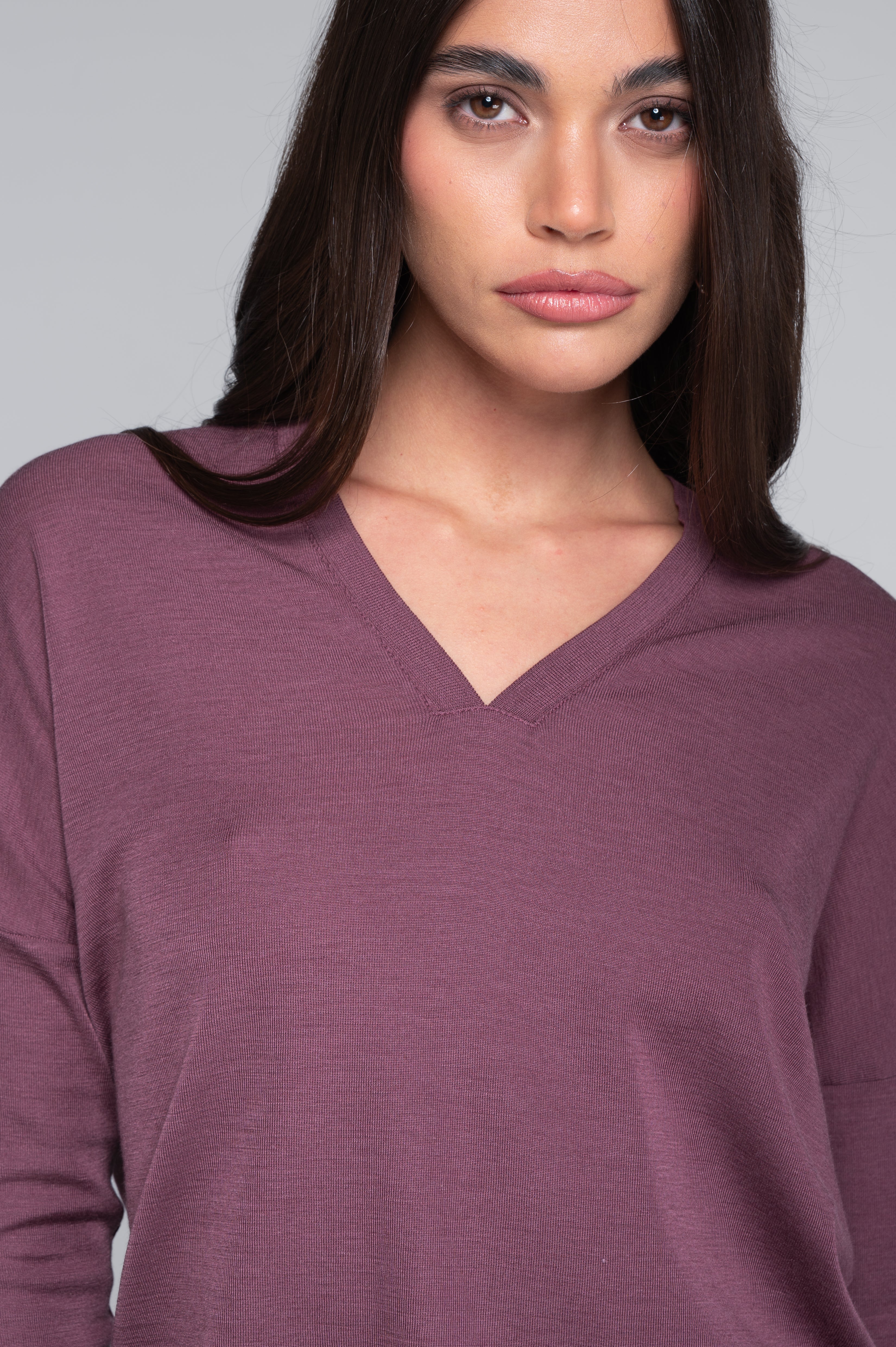 Wool and silk long sleeves V neck shirt 7636