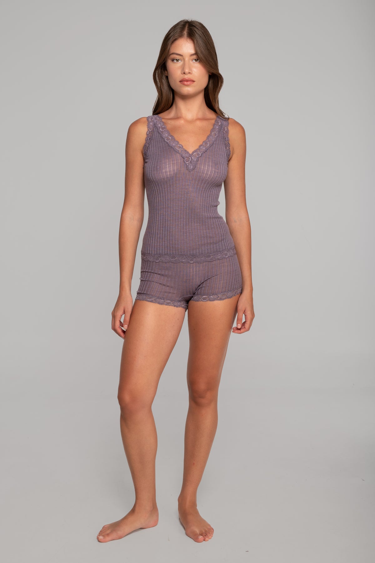 V neck camisole top in ajouré wool and silk with Leavers lace 7647