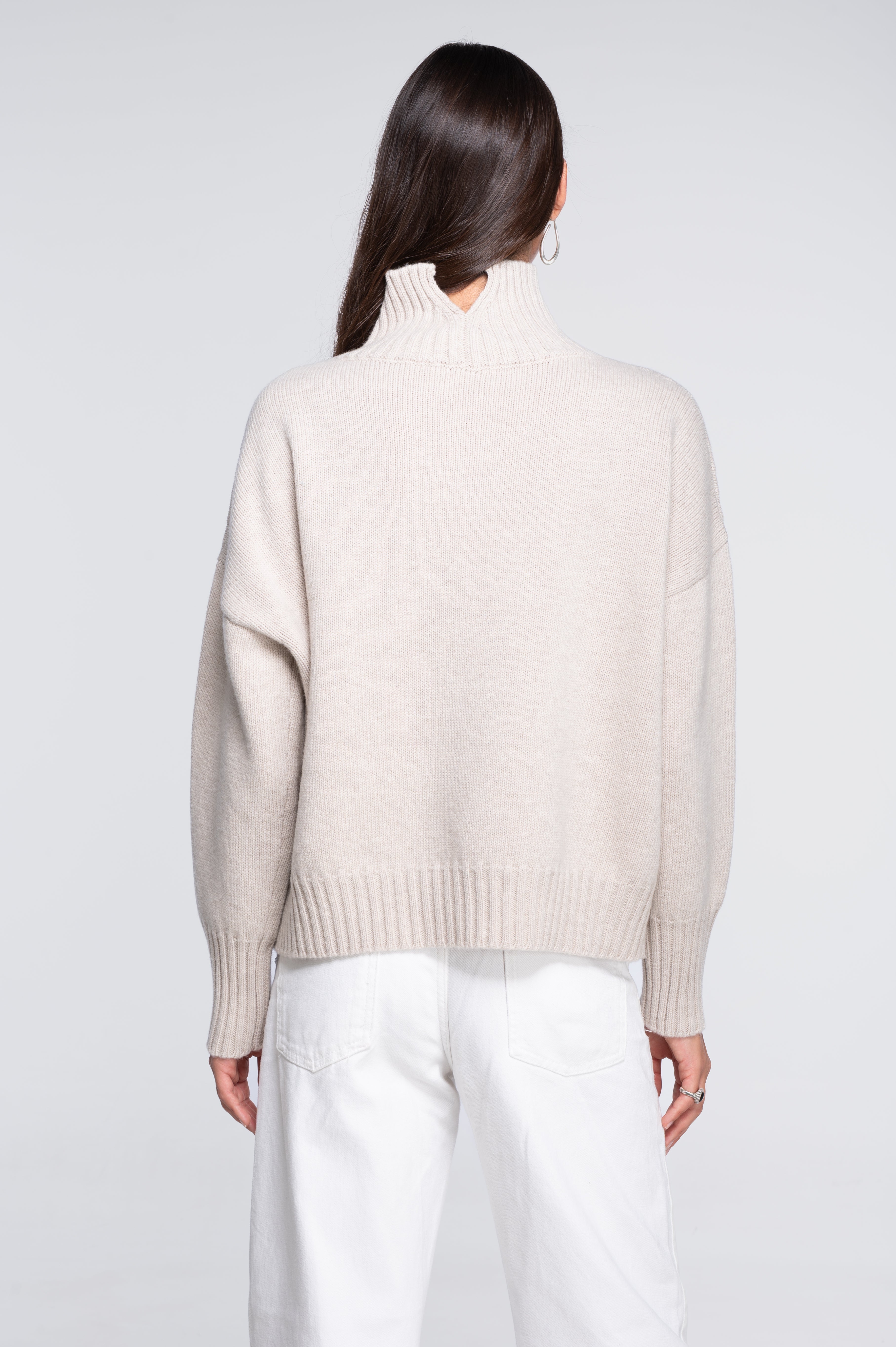 Mock neck pullover in pure carded wool 7671