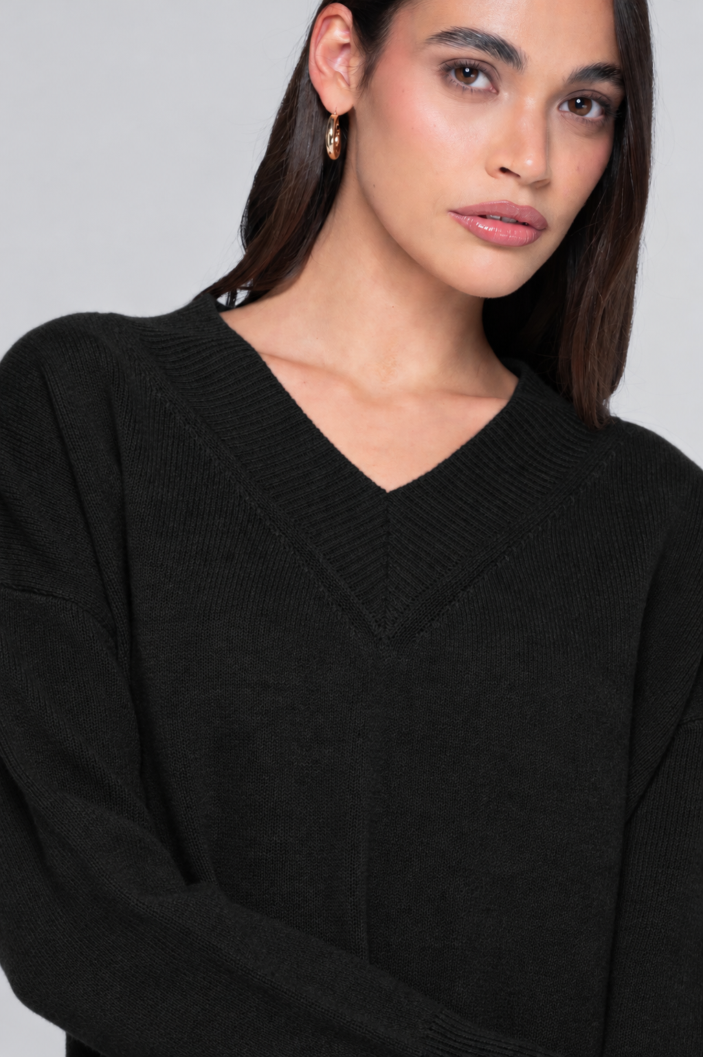 V neck pullover in pure carded wool 7672