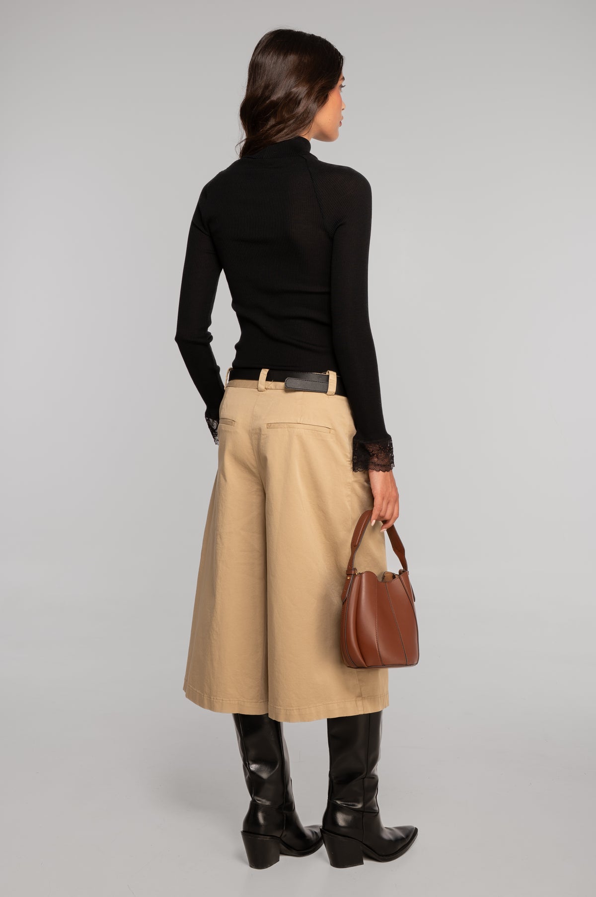 Wool and silk long sleeves mock neck shirt with Leavers lace insert 7802