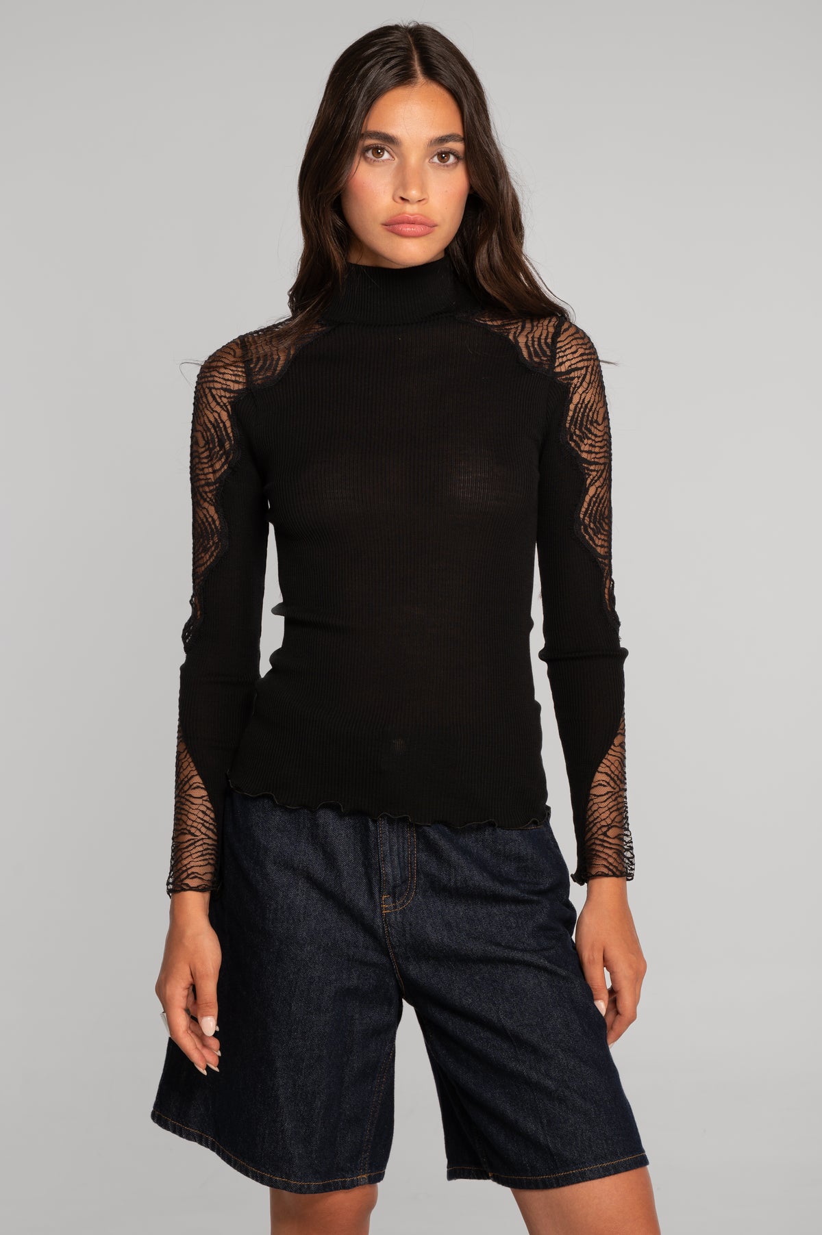 Wool and silk long sleeves mock neck shirt with Chantilly lace insert 7816