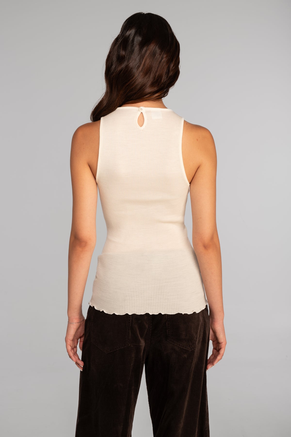 Wool and silk sleeveless roundneck top with embroidered tulle insert 7820