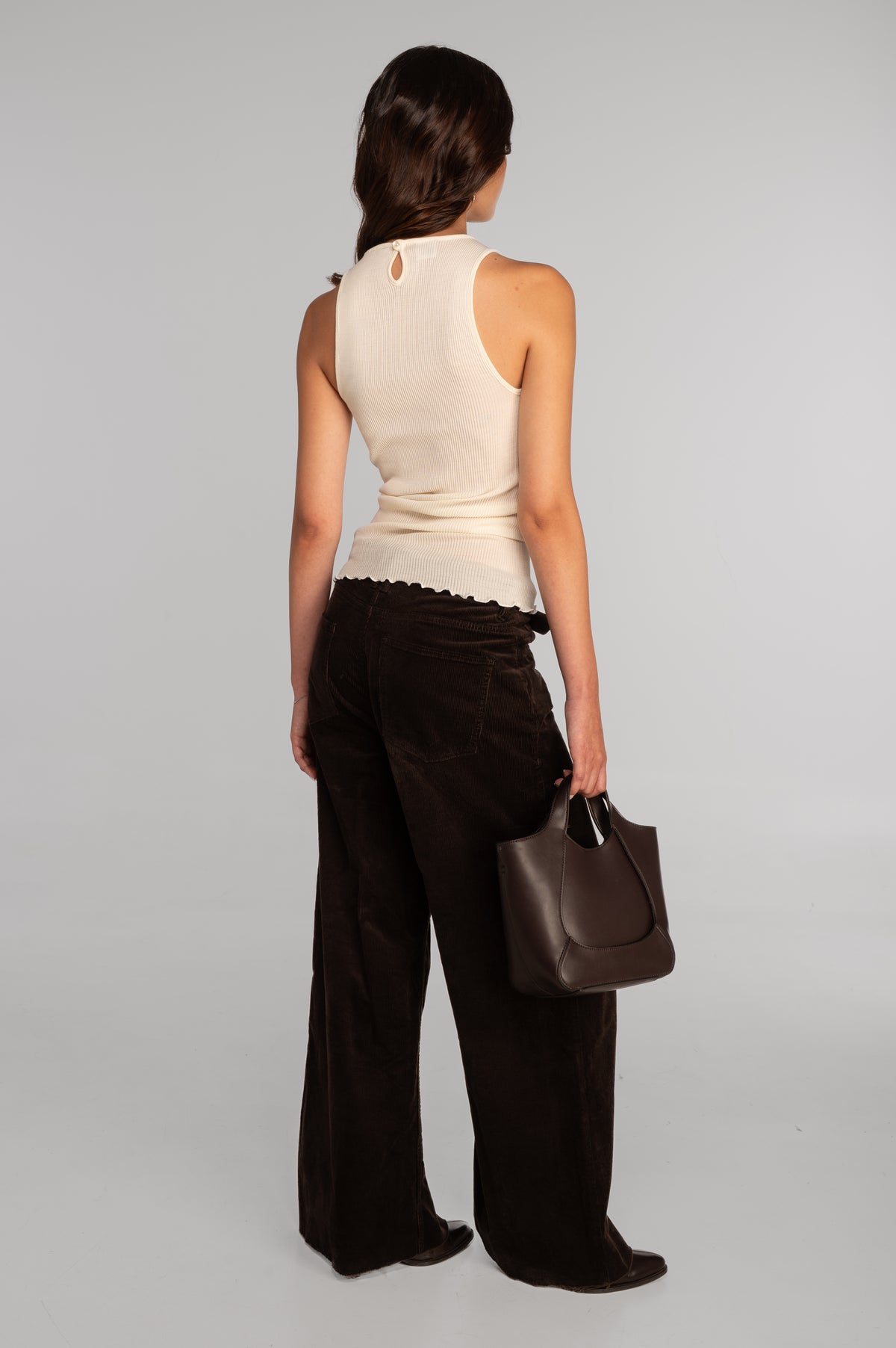 Wool and silk sleeveless roundneck top with embroidered tulle insert 7820