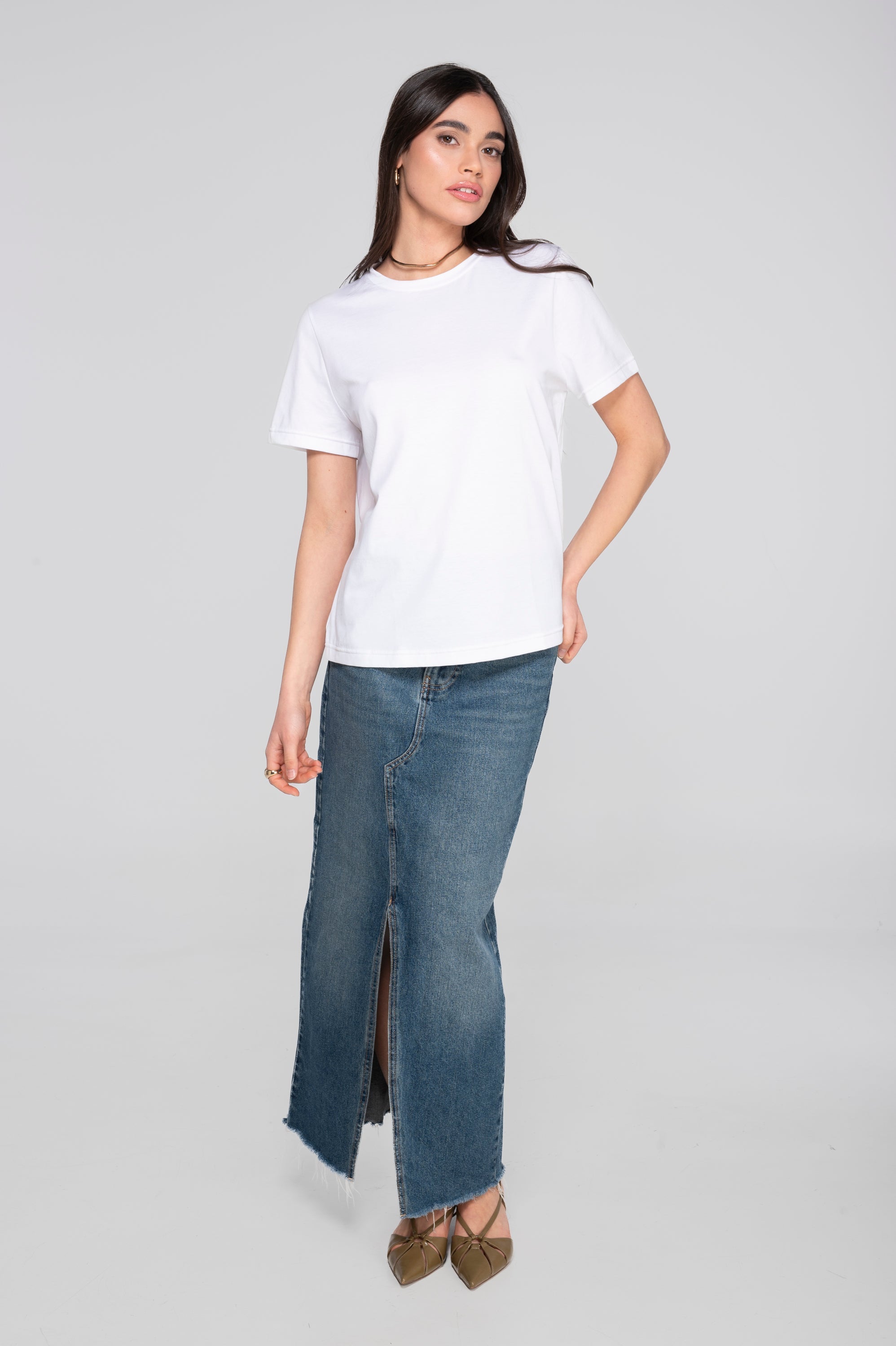 Round neck T-shirt in jersey cotton 409