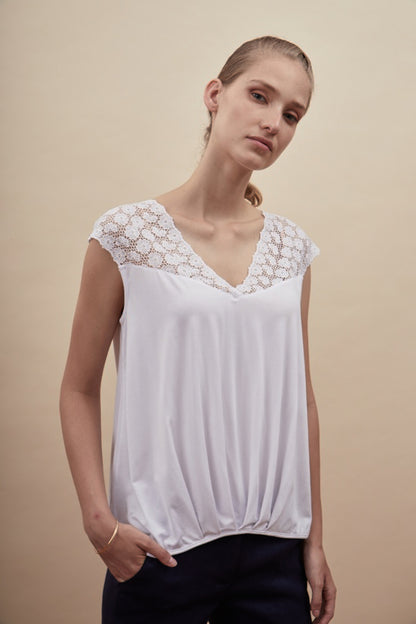 Top with macramè v-neck 1326 - Oscalito