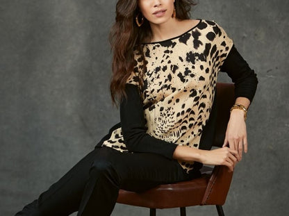 Long-Sleeved Shirt in Wool and Silk with Animalier pattern