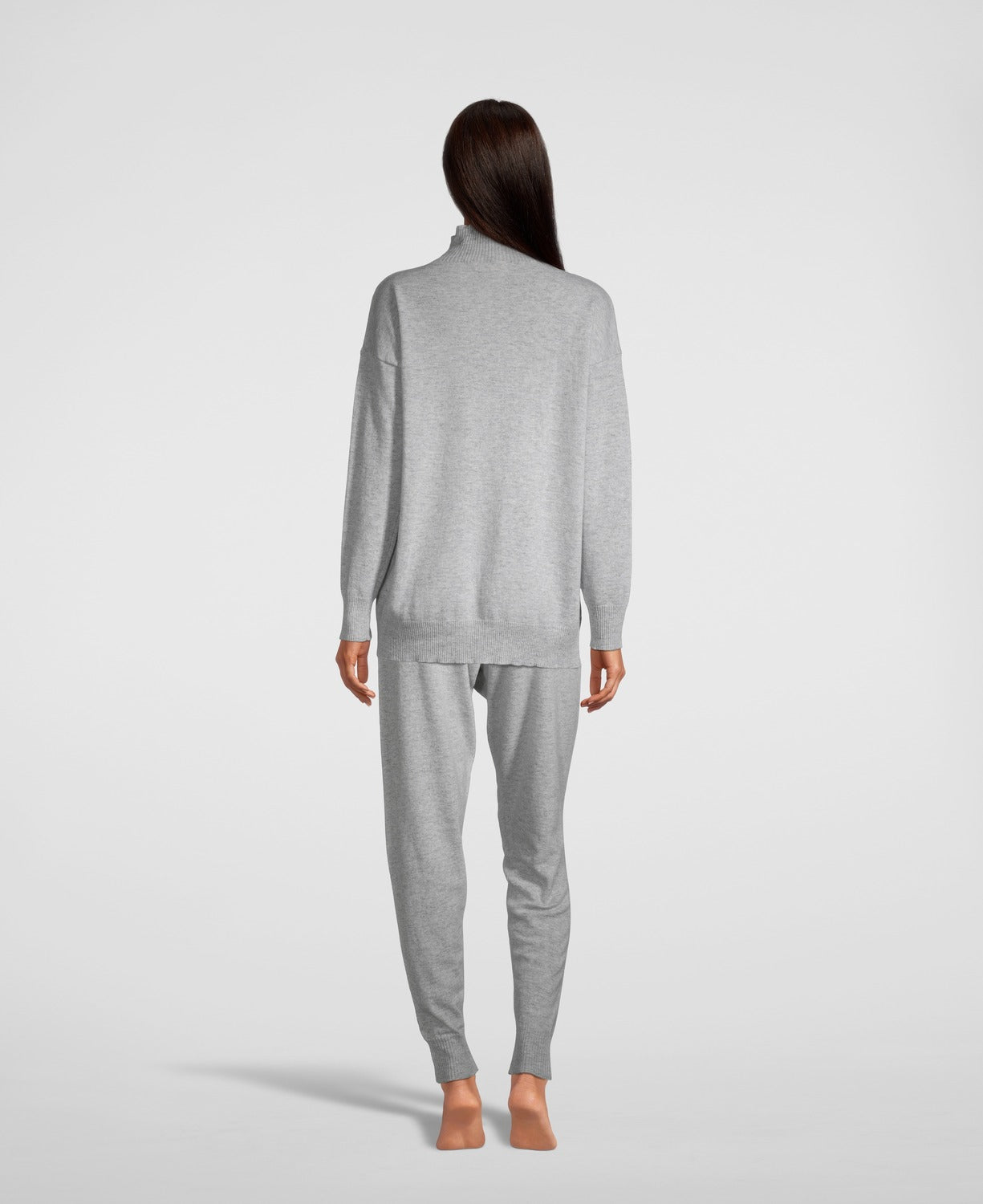 woman cashmere pants back
