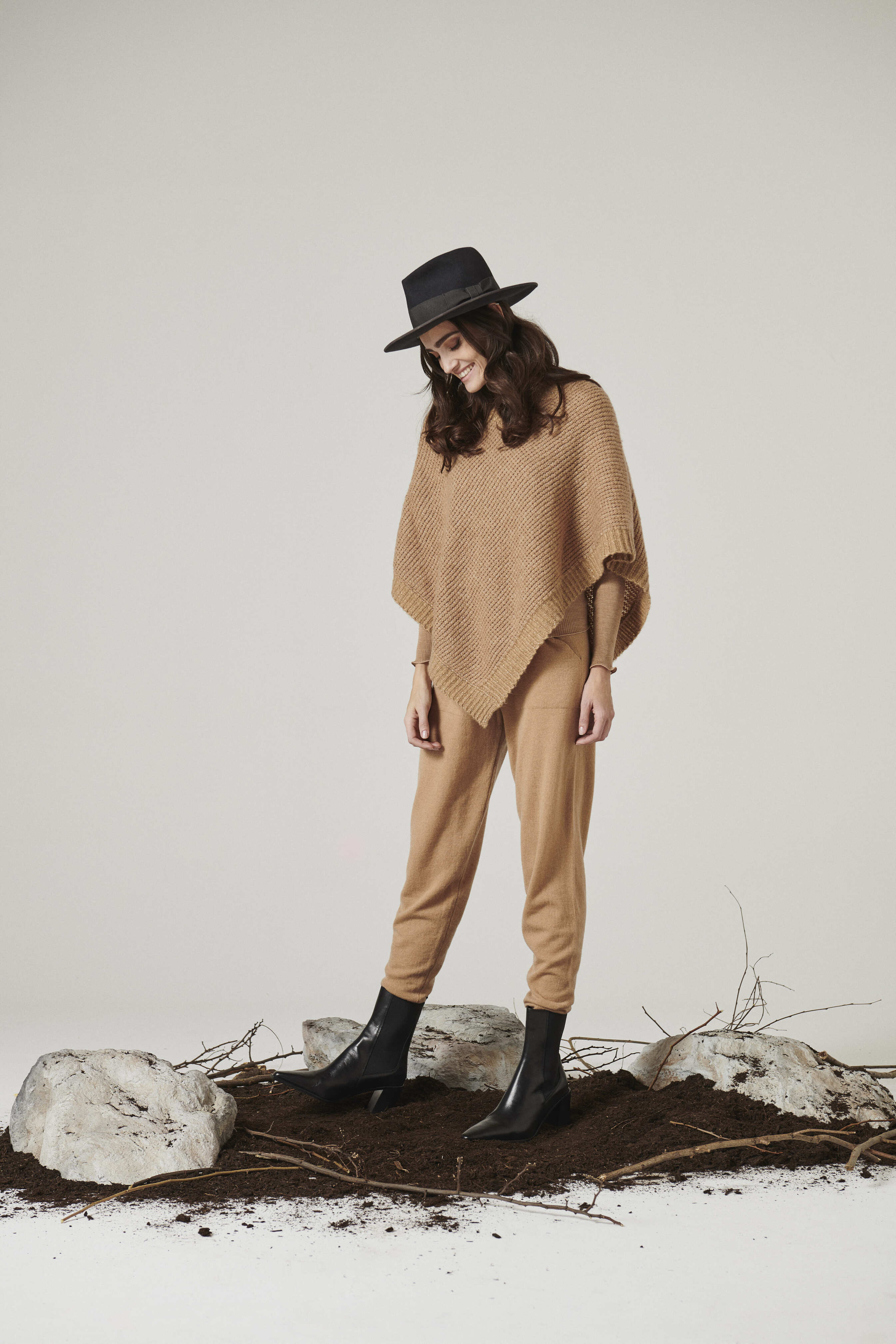 Woman Cashmere Pants 6723 - Oscalito